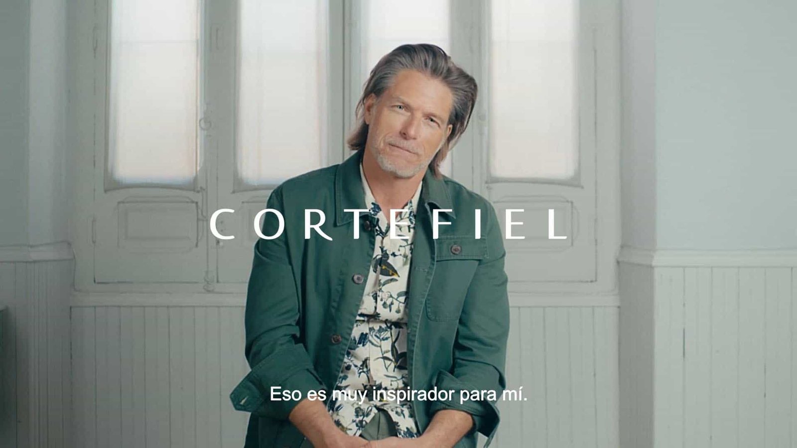 Alexánder Fernández. Realizador de Publicidad, música y cine.​